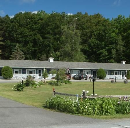 Governor'S Rock Motel Shaftsbury Buitenkant foto
