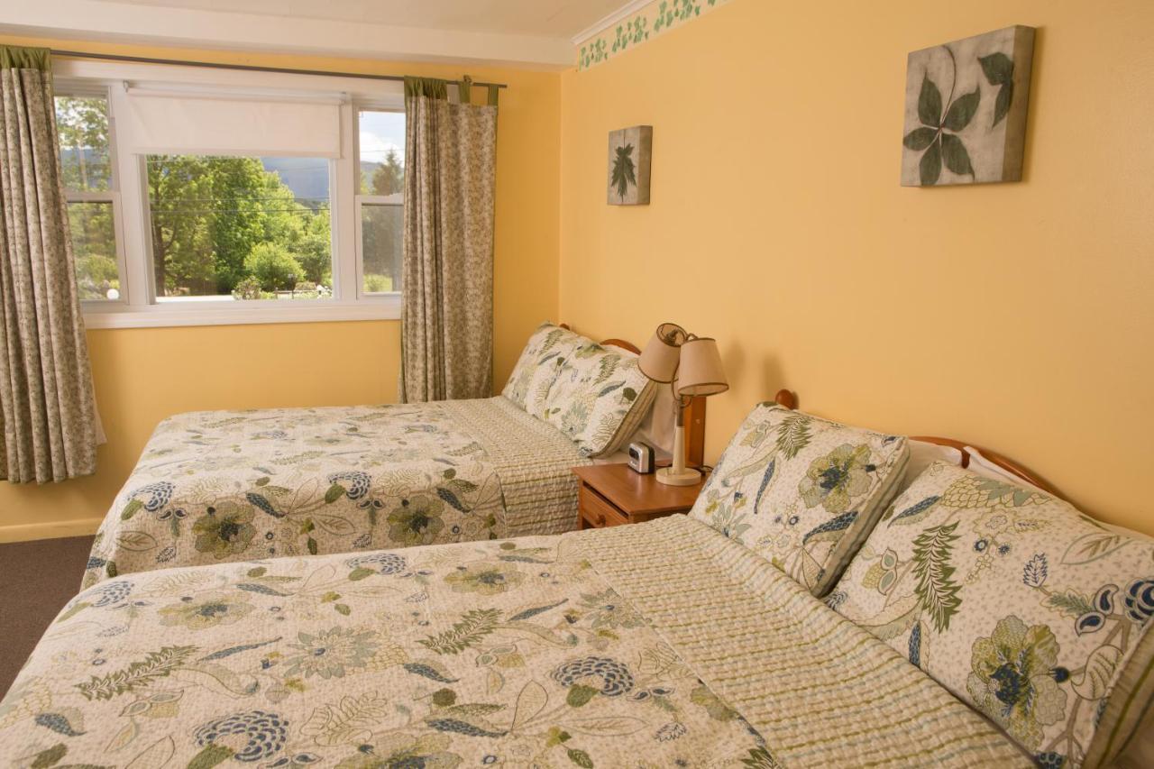 Governor'S Rock Motel Shaftsbury Buitenkant foto