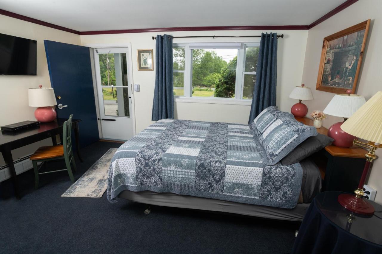 Governor'S Rock Motel Shaftsbury Buitenkant foto