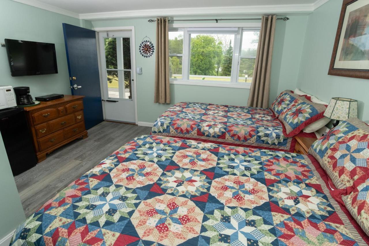 Governor'S Rock Motel Shaftsbury Buitenkant foto