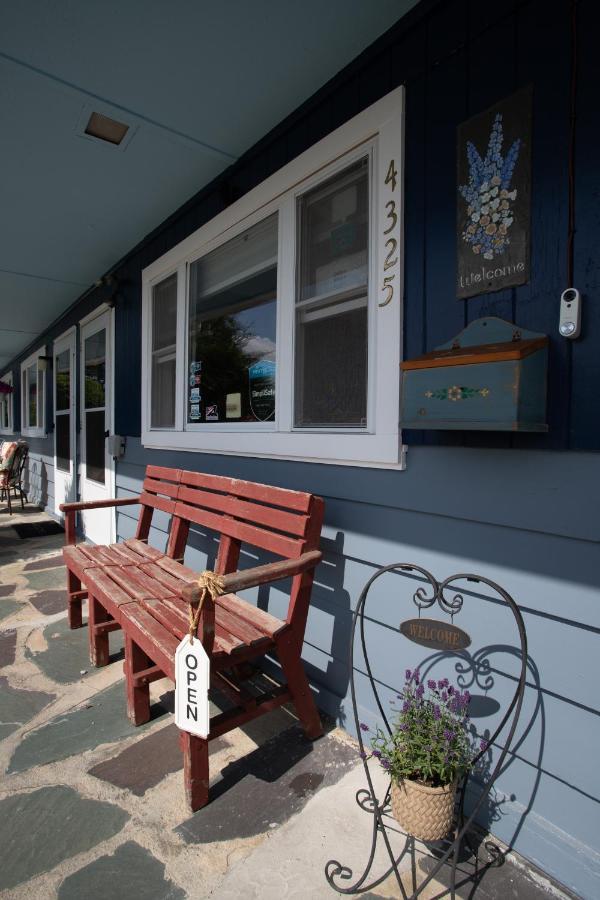 Governor'S Rock Motel Shaftsbury Buitenkant foto