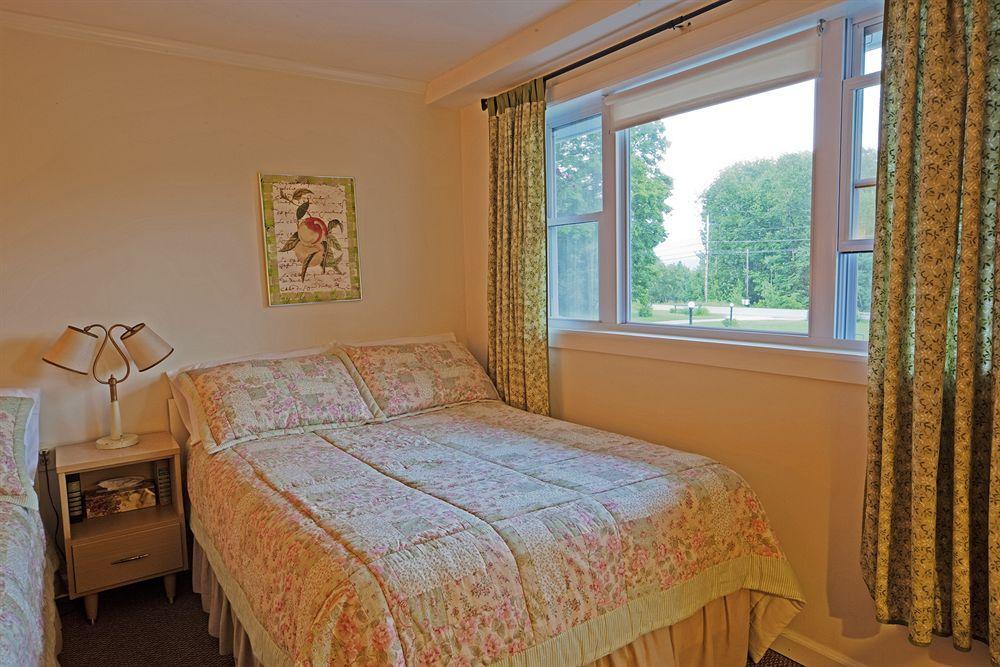 Governor'S Rock Motel Shaftsbury Buitenkant foto